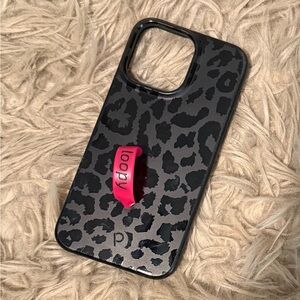 Loopy Case Black Leopard with Pink Loop